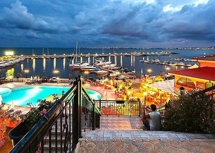 Апартамент Royal Palm With Seaview