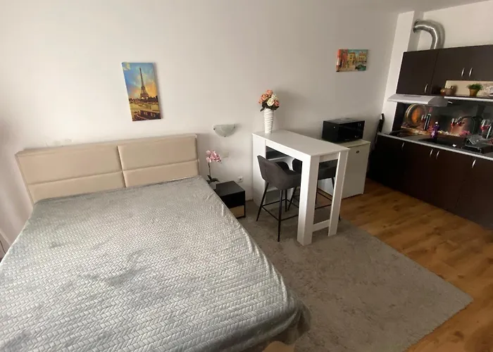 Royal Palm With Seaview Апартамент